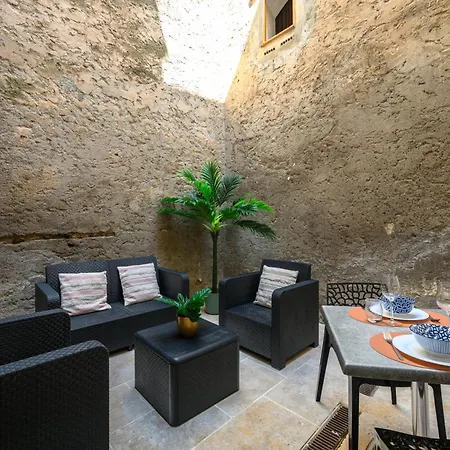 L'ecrin De Pierre Dans Un Cadre De Vie Unique Apartment