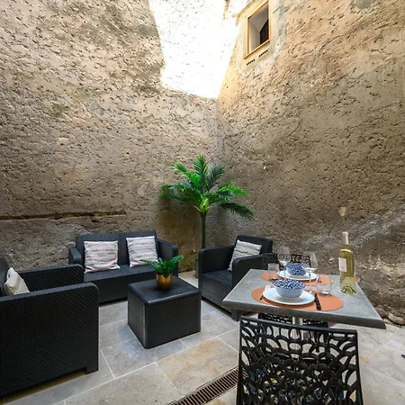 L'ecrin De Pierre Dans Un Cadre De Vie Unique Apartment